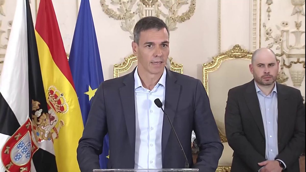 El Gobierno garantizará la seguridad de los vecinos y vecinas de Ceuta, intensificando la presencia de las Fuerzas y Cuerpos de Seguridad en las calles de la ciudad. Además, vamos a desplegar una barrera física de contención en el mar para facilitar la repatriación en frontera, cumpliendo con la sentencia del Tribunal Supremo. Vamos a agilizar los expedientes de repatriación de los migrantes que llegaron de manera irregular. Y mantendremos la cooperación con las autoridades de Marruecos para seguir luchando contra las mafias que trafican con seres humanos.