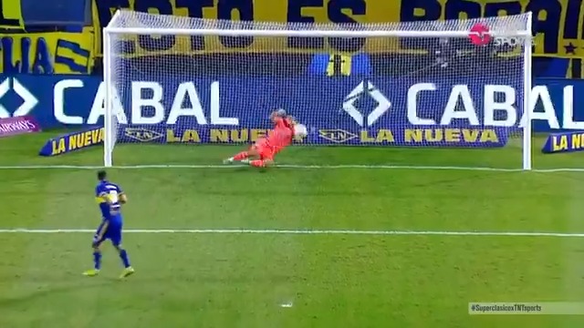 La teoria en practica seria Cardona picandosela al arquero suplente de la reserva de River