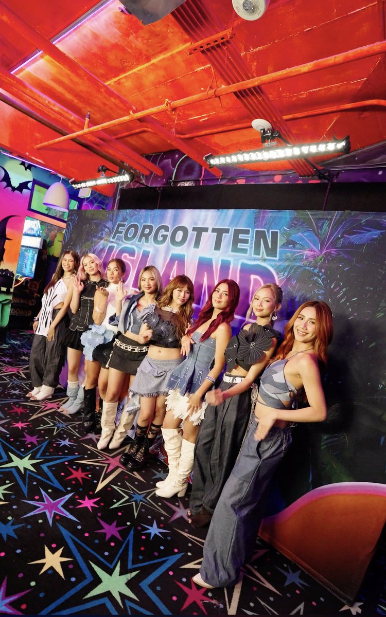 Let’s ride the tide TOGETHER 🫶 We still can’t get over BINI_PH's SDCC performance of “A Parallel World.” 😍🌸 Experience Forgotten Island only in theaters September 25.