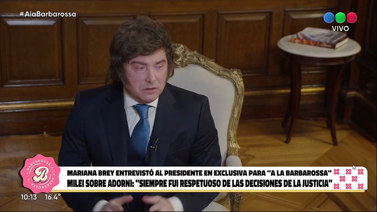 "Adorni es honesto" Javier Milei aseguró que el exjefe de Gabinete "tocó el ego de los periodistas" y resaltó: "Todo el desastre fue porque dijo 'ustedes son solo periodistas' y se ofendieron".
