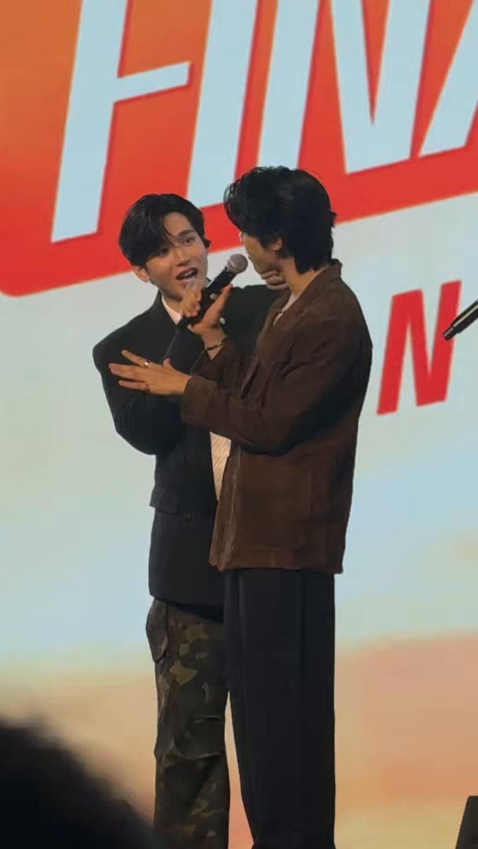 ริวเผลอพูด เอสวิลเลี่ยม ตุ้ยรีบเลย555555555ไม่ผ่านตมนะครับ ไม่ผ่านนะครับ ตัวแทนเอสเคะธรรมชาติ วิลเลี่ยมเอสเท่านั้ร555555555 ADAAP HAPPY LANDING #ADogAndAPlaneFinalEP #TuiChayatorn