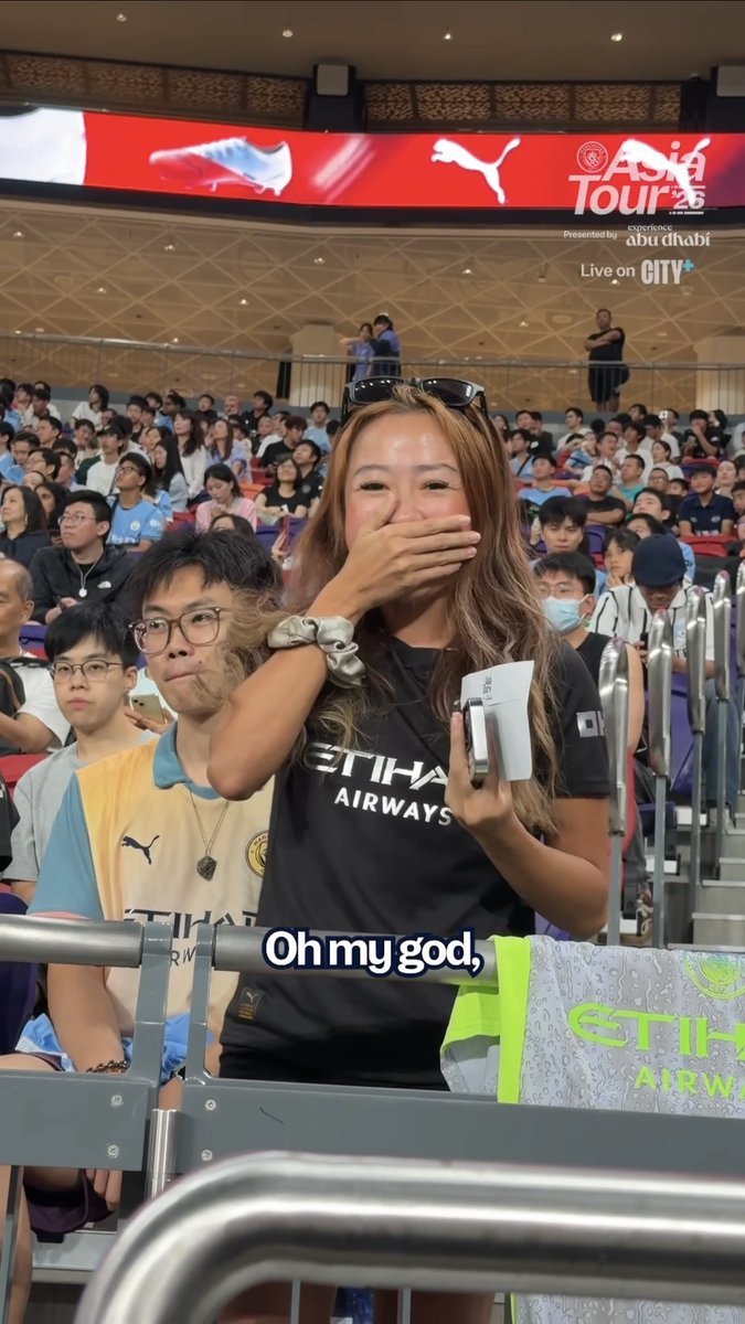 One very happy City fan 😊🩵