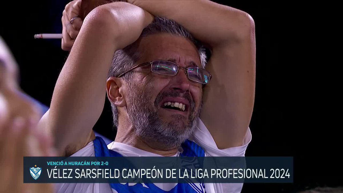 🥲 El lunes vuelve Gustavo Quinteros a #Vélez como entrenador de Independiente y así fue la última vez que pisó el José Amalfitani. 🌟 Aquella estrella, aquel 2024, aquel 15 de diciemre… siempre en nuestros corazones 💙