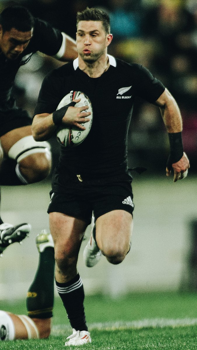 ...𝒐𝒏𝒆 𝒎𝒐𝒓𝒆 𝒘𝒆𝒆𝒌 until our first match in South Africa ⏳ 📸🔙 ~ Cory Jane's 𝗨𝗡𝗥𝗘𝗔𝗟 try in 2011