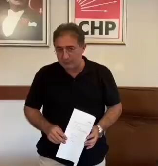 CHP Bandırma İlçe Başkanı Mehmet Atak, YENİ Parti'ye katılacağını açıkladı: “Mücadelemize hep birlikte YENİ Parti'de devam ediyoruz.”