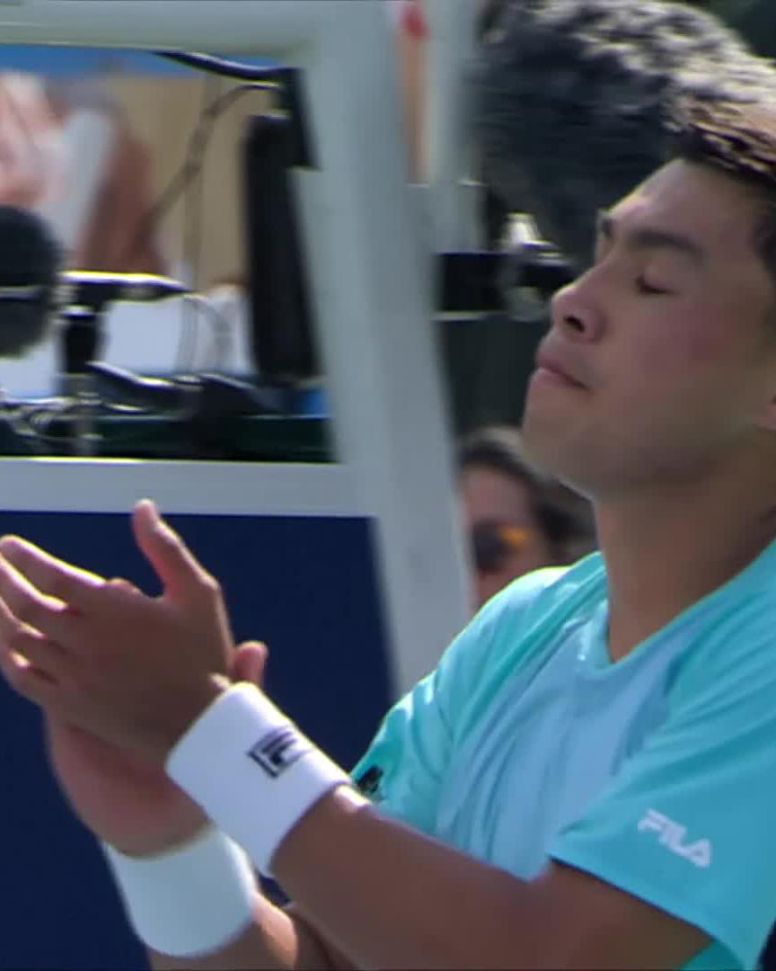 Nak-out punch 🥊 Brandon Nakashima defeats defending champ De Minaur 7-6 6-4 to reach the semis at #MubadalaDCOpen for the first time!