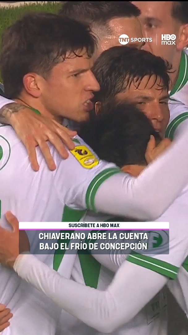 🔥🇮🇹⚽ ¡Los Tanos se hacen presentes en Concepción! Paolo Guajardo se lució con este control, y filtró este gran pase para que Giovani Chiaverano apareciera como un fantasma para romper el cero en este #MatchdayViernes. ¡Disfruta la #LigaDePrimeraMercadoLibre 2026! Suscríbete a #TNTSportsenHBOMax 📲