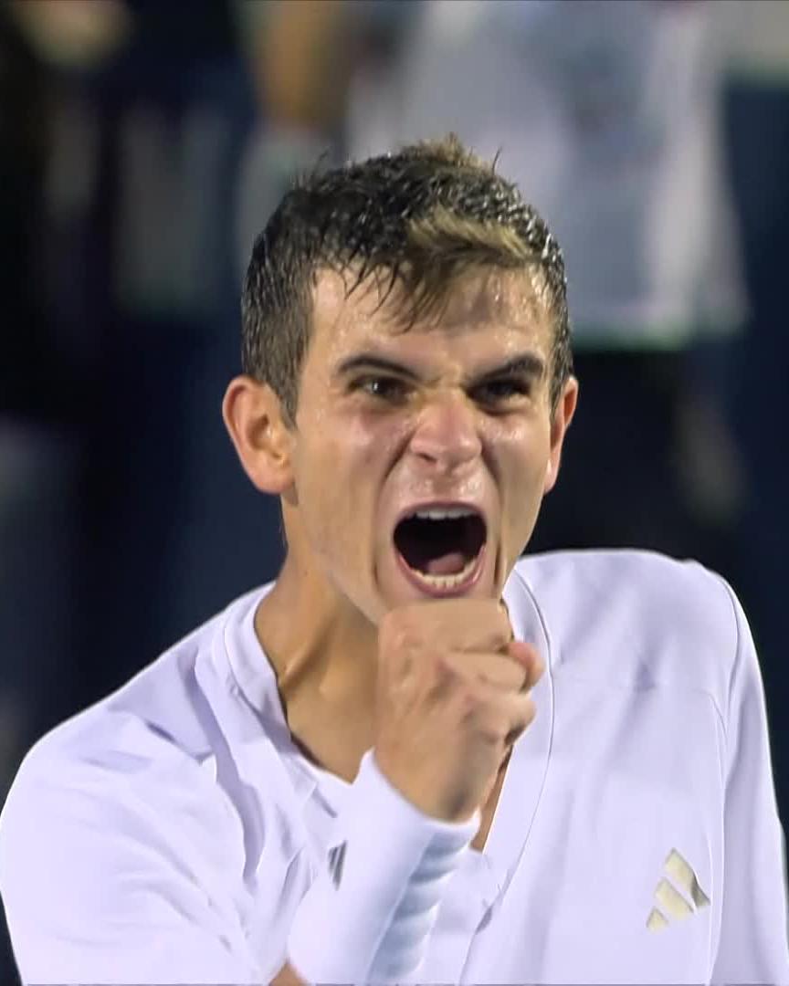 Rafa rising 🙌 19-year-old Rafael Jodar defeats Musetti 1-6 6-1, 6-4 for his first Top 20 win on hard courts! #MubadalaDCOpen