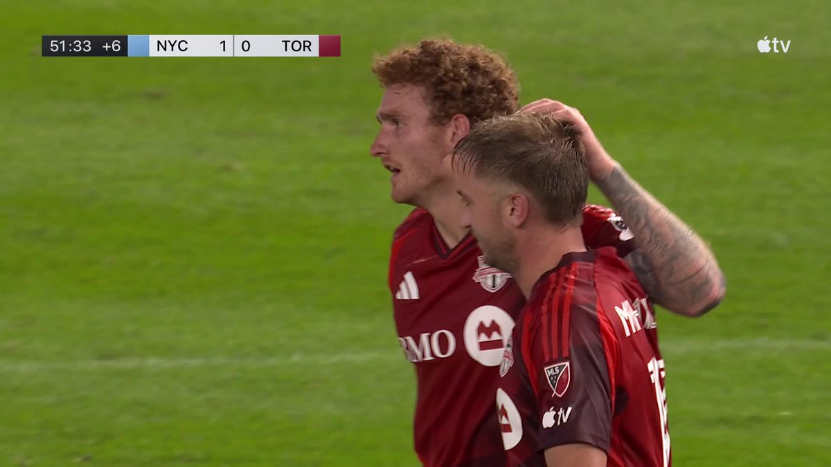 Djordje Mihailovic: right place, right time as Toronto FC equalize just before the break! 👀