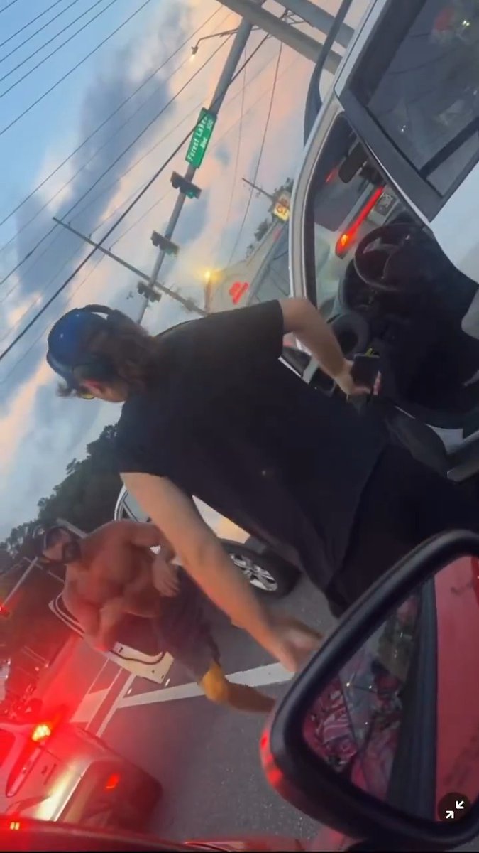 Road rage turns into felony assault but it could have devolved into a WAY worse situation 👀 Avoid road rage accordingly... #RoadRage #traffic #dumb #IQTest #FAFO #FlipFlops #education #learning