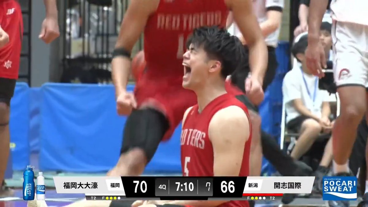 #髙橋歩路(#5)が吠える🔥🔥 開志国際の救世主が魅せた 魂のスリーエンドワン✨✨ 🏀近畿総体 #インターハイ 2026🏆 【男子準決勝】 #福岡大大濠 🆚 #開志国際 ▶️視聴はコチラ #バスケットLIVE ライブ配信中📡 ※男子決勝は録画配信 提供 インハイ.tv #高校バスケ 高校バスケby日本バスケットボール協会(JBA)