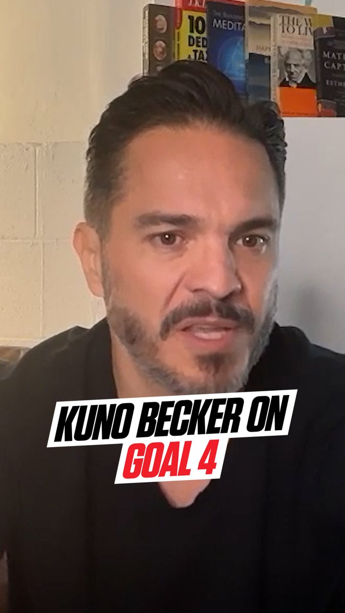 "I've written a script for GOAL 4!" 🤯 The legendary Santiago Munez tells us how GOAL 4 could happen one day!