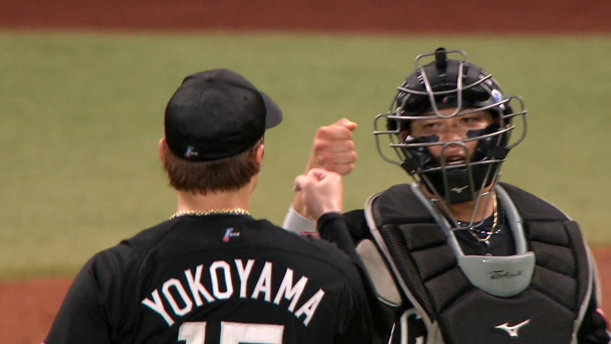 9回ウラ一発逆転サヨナラ場面👀 #横山陸人 vs. #レイエス 💥 全て変化球のバッテリー駆け引き勝ち👉 #佐藤都志也 渾身のガッツポーズ💪 #chibalotte #ベースボールLIVE で配信中[初月無料]