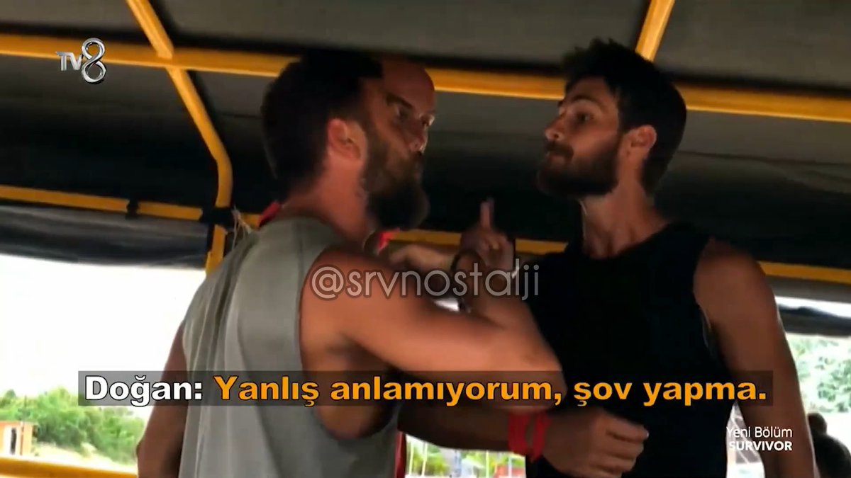 Survivor 2021’de Doğan Keser ile İsmail Balaban arasında başlayan tartışmaya Batuhan Karacakaya da dahil olunca sesler yükselmiş, Doğan Batuhan’a “Burası Adnan Ziyagil yalısı değil” diyerek Aşk-ı Memnu göndermesi yapmıştı.😁