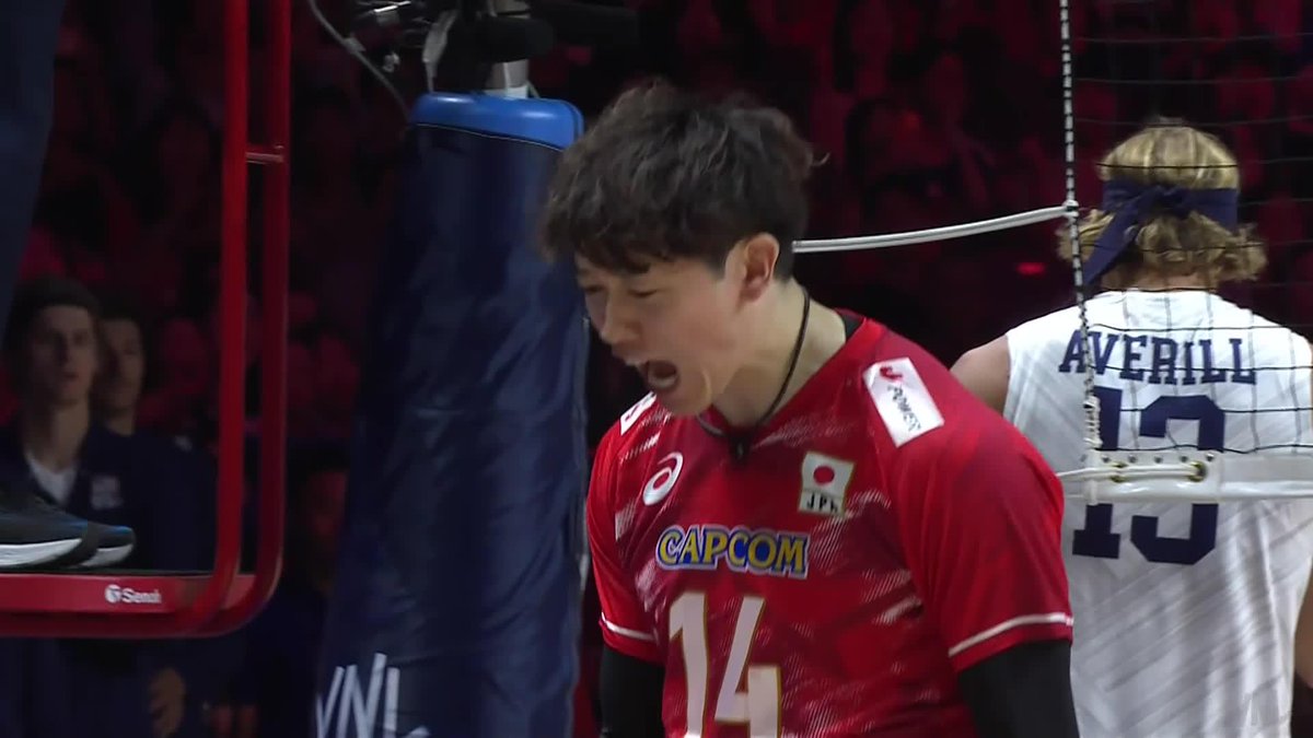 #VNL2026: 🇯🇵 ISHIKAWA FIRES JAPAN AHEAD 💥 Yuki Ishikawa helps Japan open an early advantage over USA 🇺🇸 with a powerful finish. 📺 LIVE NOW on VBTV: 🏐 #BePartOfTheGame #Volleyball #VNLFinals