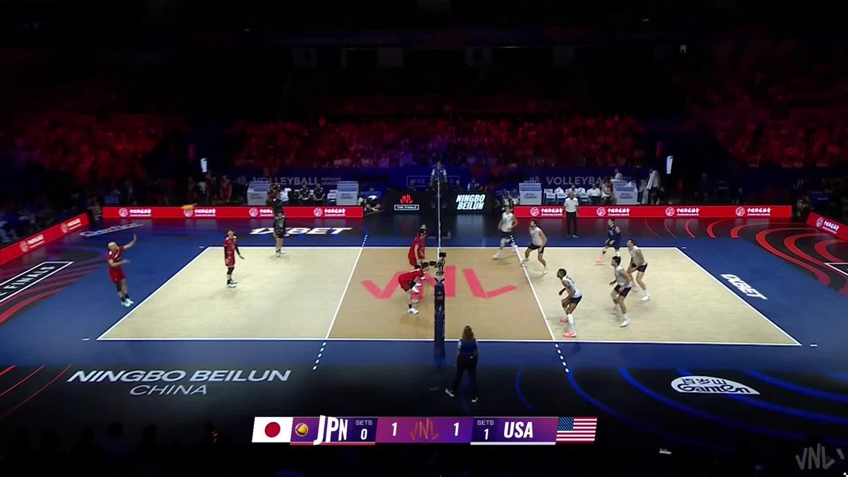 #VNL2026: 🤯 MICAH CHRISTENSON, TAKE A BOW! 📺 LIVE NOW on VBTV: 🏐 #BePartOfTheGame #Volleyball #VNLFinals