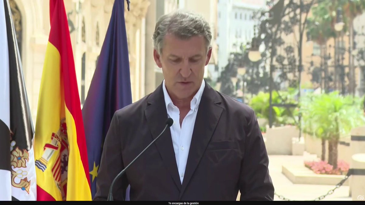 Bueno, pues Feijóo llega a Ceuta a soltar bulos y posicionarse con la internacional neofascista. Para sorpresa de nadie. Miserable