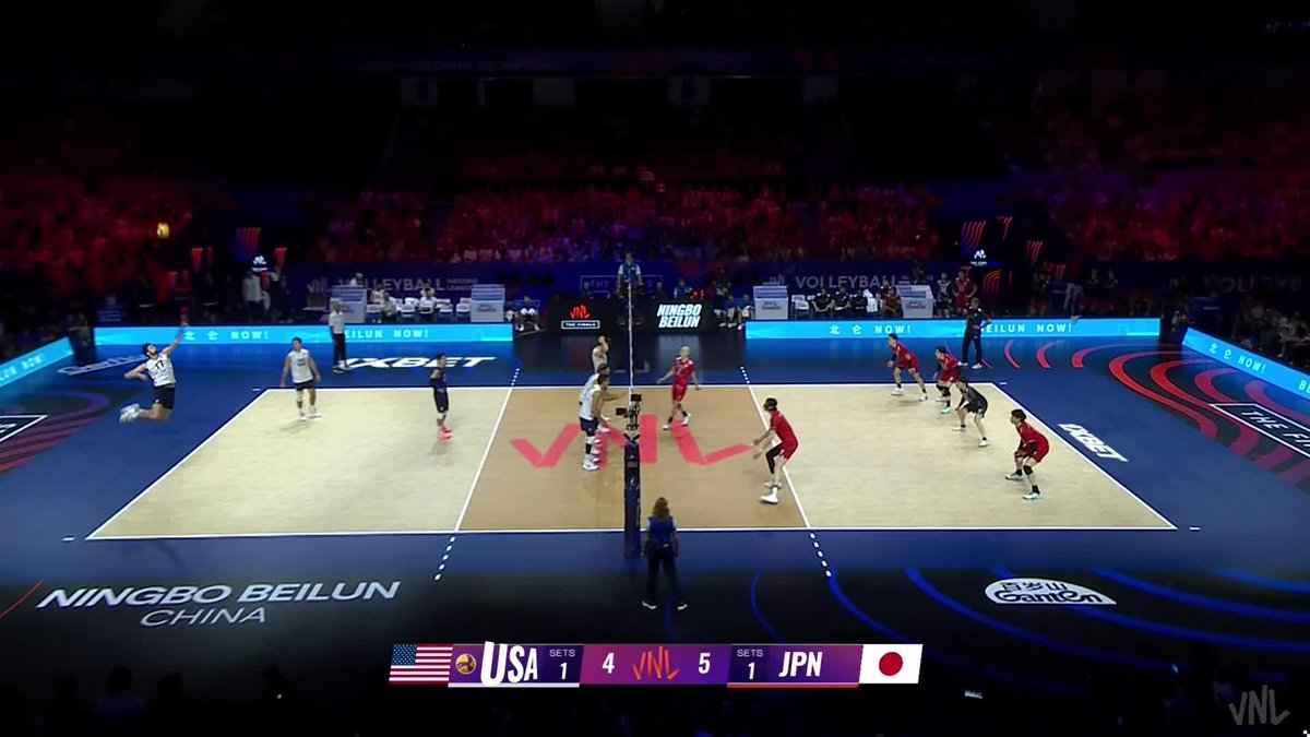 #VNL2026: 🚨 MEGA RALLY ALERT! This point had everything. 🤯 📺 LIVE NOW on VBTV: 🏐 #BePartOfTheGame #Volleyball #VNLFinals