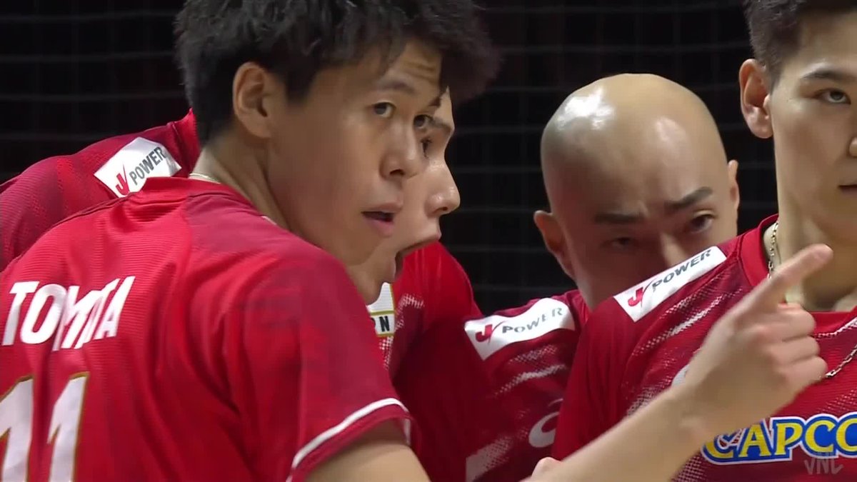 #VNL2026: EVERY POINT IS ELECTRIC! โก Japan ๐ฏ๐ต and the USA ๐บ๐ธ are putting on an unforgettable semifinal, with every rally raising the intensity. ๐คฏ ๐บ LIVE NOW on VBTV: ๐ #BePartOfTheGame #Volleyball #VNLFinals