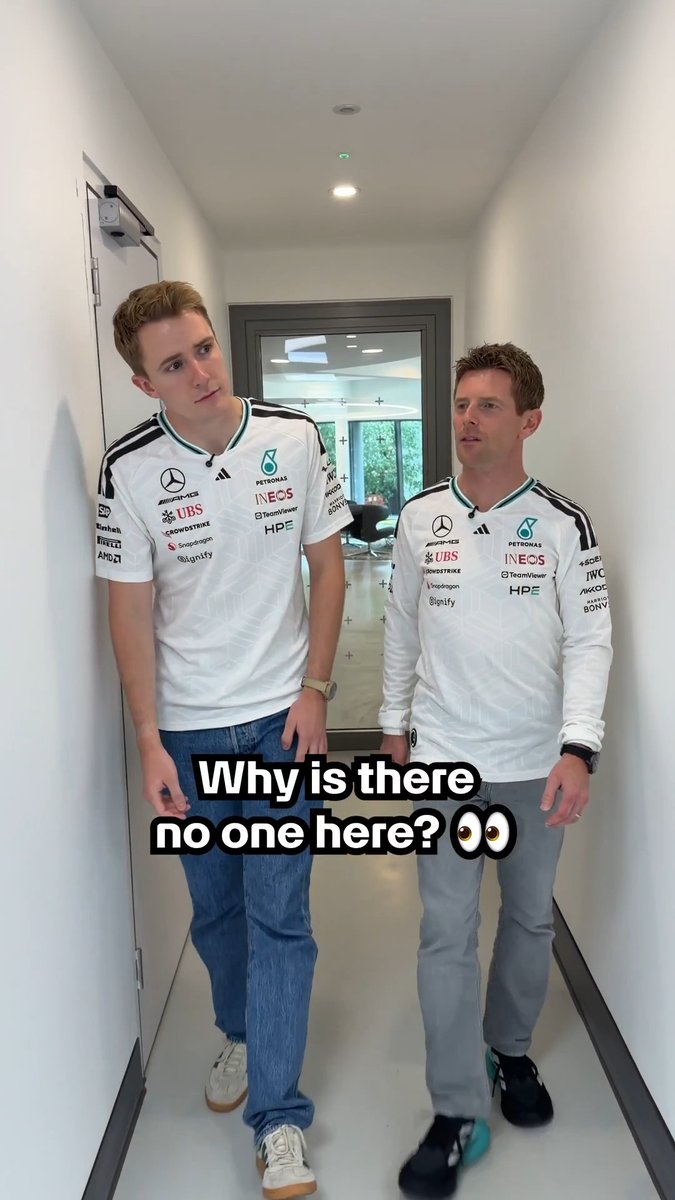 Hang on a minute...why is there no one here?! 👀