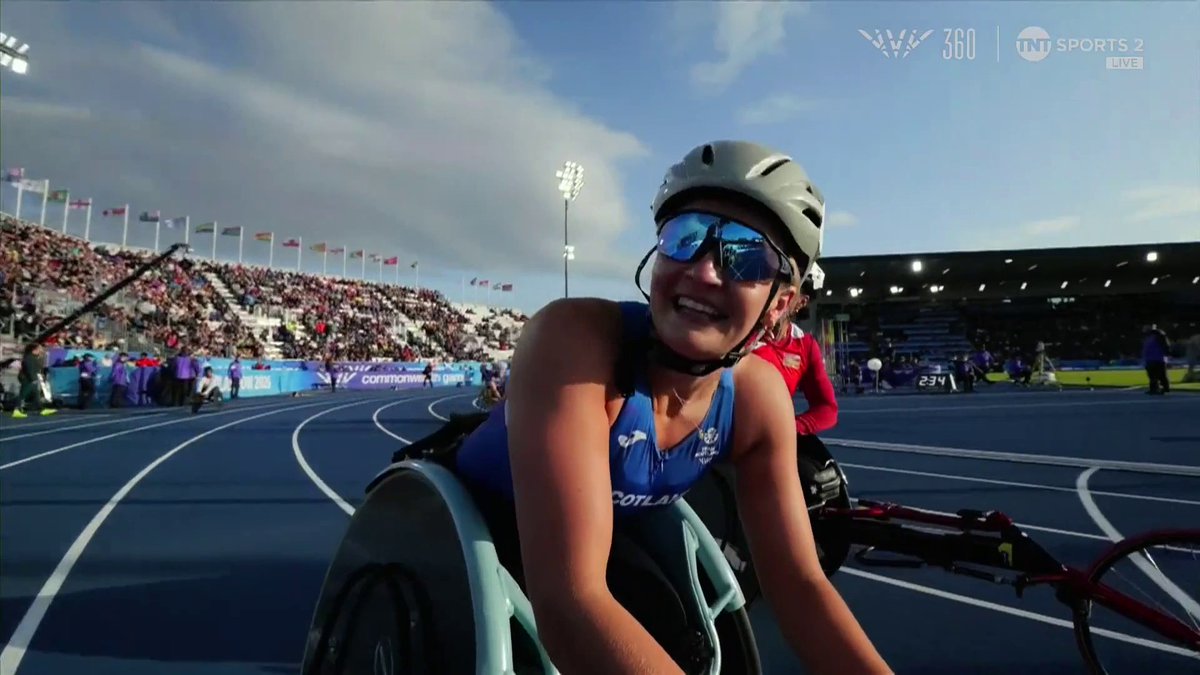 Melanie Woods. DOUBLE GOLD MEDALLIST 🥇🥇 She crosses over the finish line with a season's best 56.43 seconds in her home city! 👏