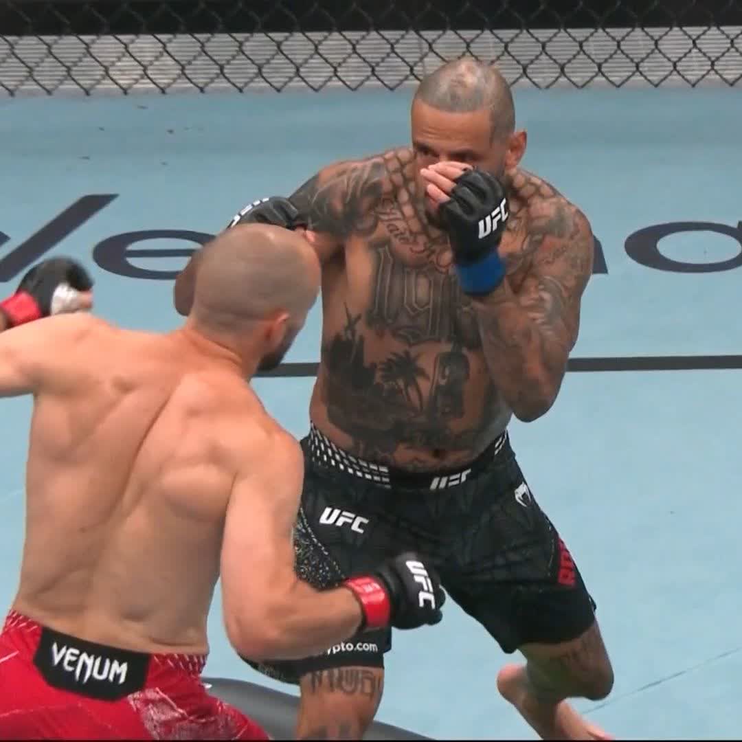🚨𝗝𝗨𝗦𝗧 𝗜𝗡: Take a look at Uros Medic Ko, Full Highlights🤯 And Calls out Carlos Prates for a Fight 🔥👀 Man that finish was special 🎯💯 #UFCBelgrade