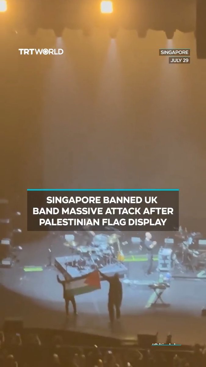 🇸🇬🏴 Trip Hop band Massive Attack got banned from Singapore after 2 members held up a Palestinian flag on stage during their 29 July concert. Authorities said it broke the country’s strict rules on foreign flags, banned the pair from re-entering, and barred the band from future shows. Singapore doesn’t play around with political displays at gigs. The band found that out the hard way. Writer: Lucas