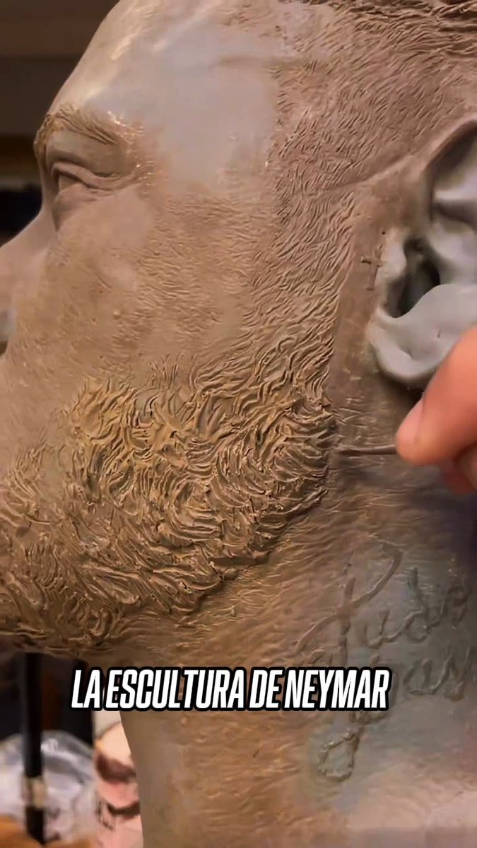 ARTE 🎨 Así la escultura de su rostro que recibió Neymar 🔥 🎥 SANTOS FC