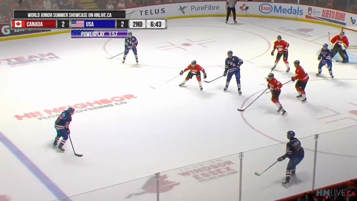 Ethan Wyttenbach scores again for Team USA! Wyttenbach's ability to find quiet areas of the ice and put the puck in the back of the net is something else.