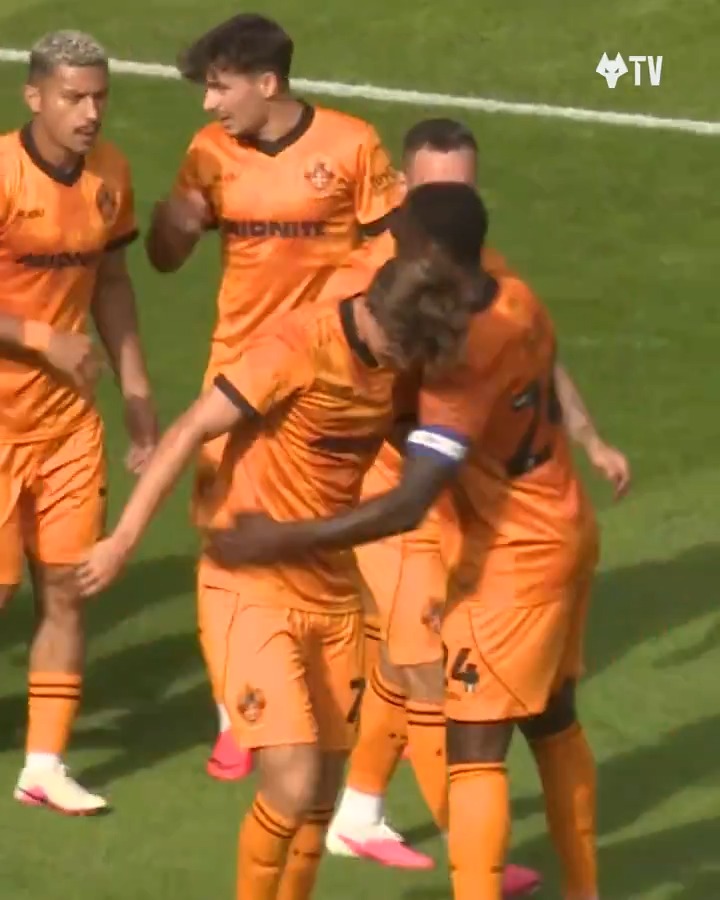 Fer's first half strike 💥