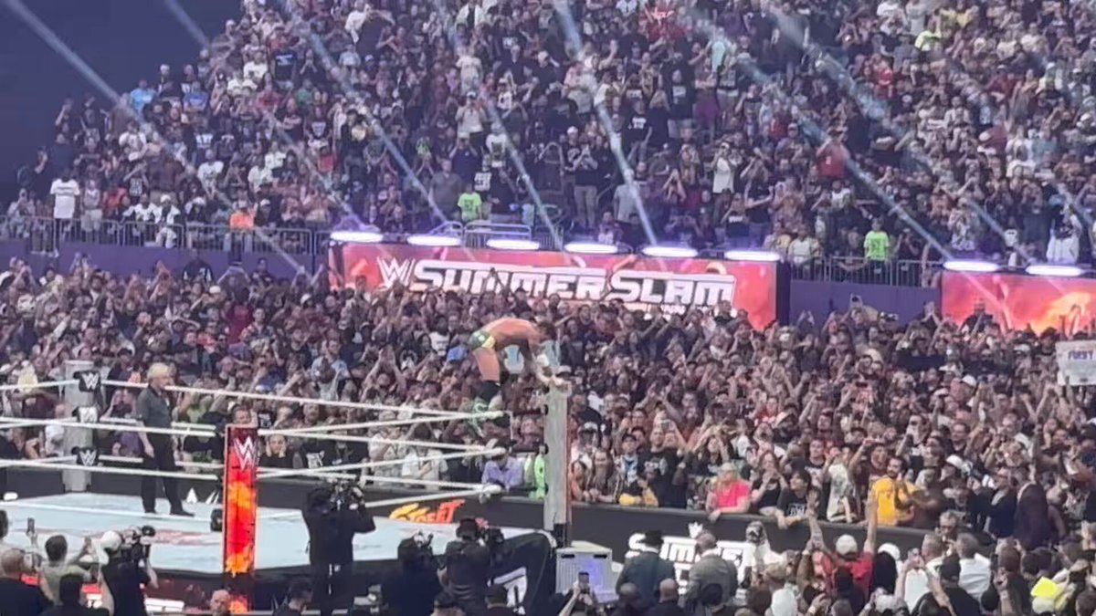 CM Punk overcame this adversity to retain his championship. Inspiring performance.