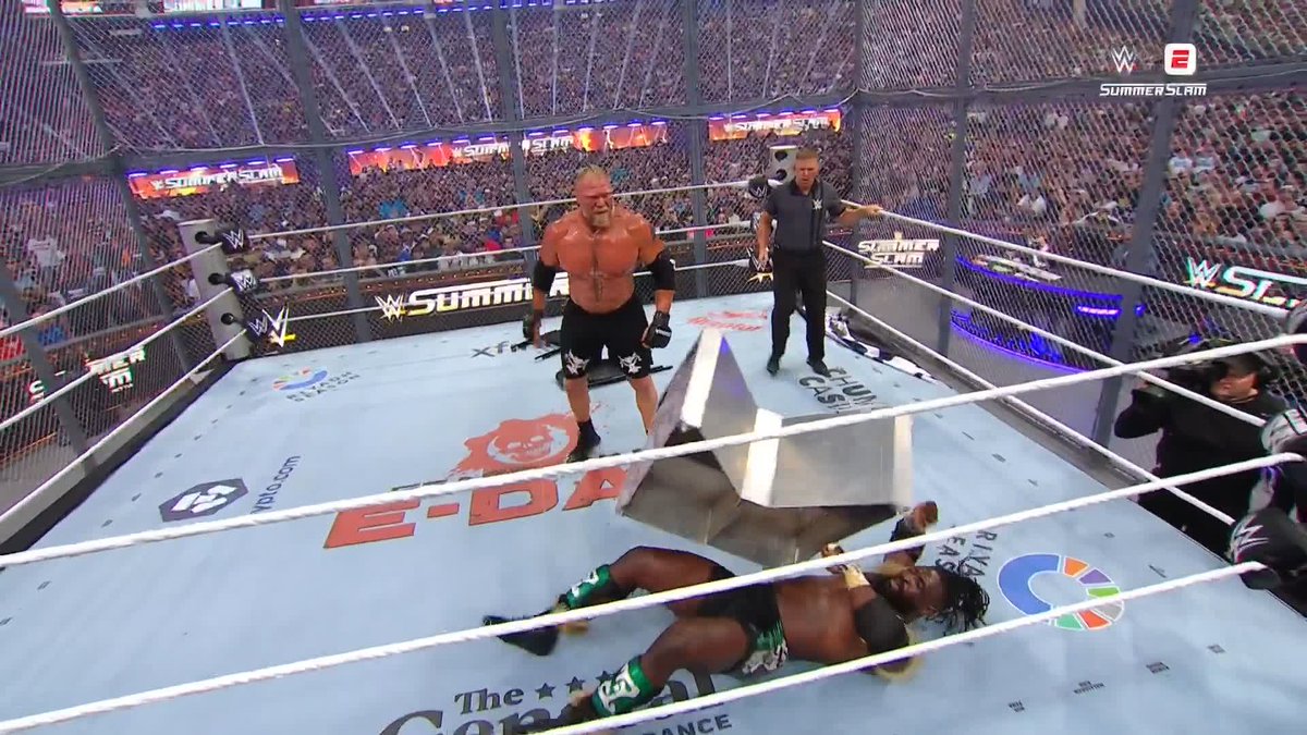 NO WORDS 😶 #SummerSlam