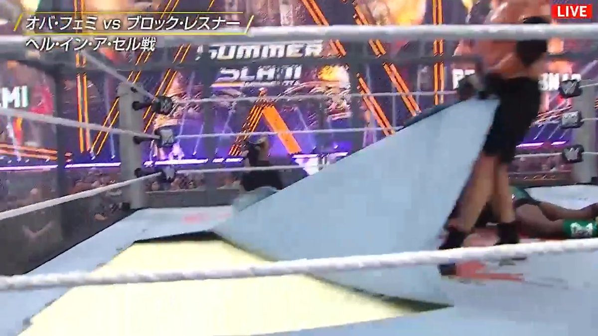 レスナーがリングマットを剥がす… オバを持ち上げ、板の上へまさかの一撃! WWE サマースラム2026 DAY1 ABEMA PPVで完全生中継