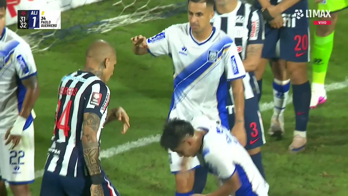 🔸Tarjeta amarilla para Paolo Guerrero #AlianzaLima 1-1 #AlianzaAtlético 📺 Conoce cómo ver L1MAX en vivo 👉 #L1MAX #Liga1 #TorneoClausura2026