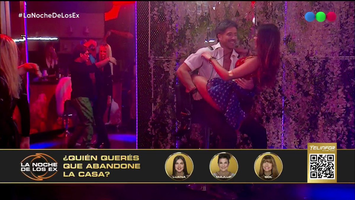 Luana y Devi se animaron a dar un baile hot para encender la noche ๐ซฃ๐ฅ #LaNocheDeLosEx ahora con Robertito Funes por Telefe #GranHermano #GeneraciรณnDorada