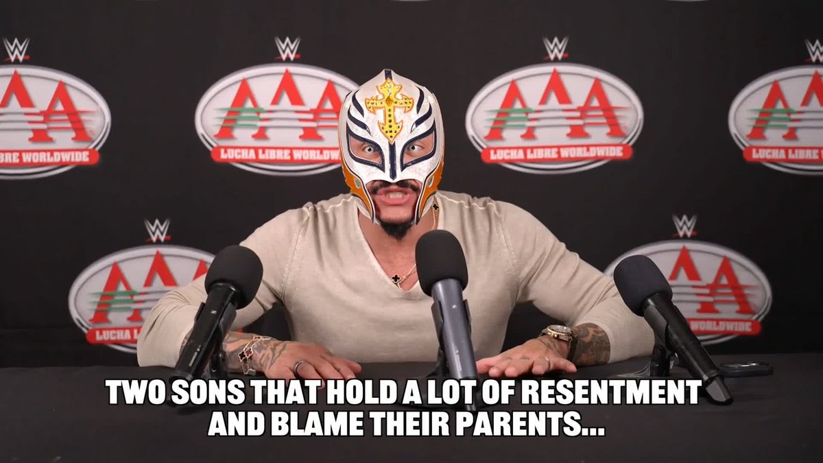 Rey Mysterio tirando factos ☝️😎 #AAAVeranoDeEscandalo