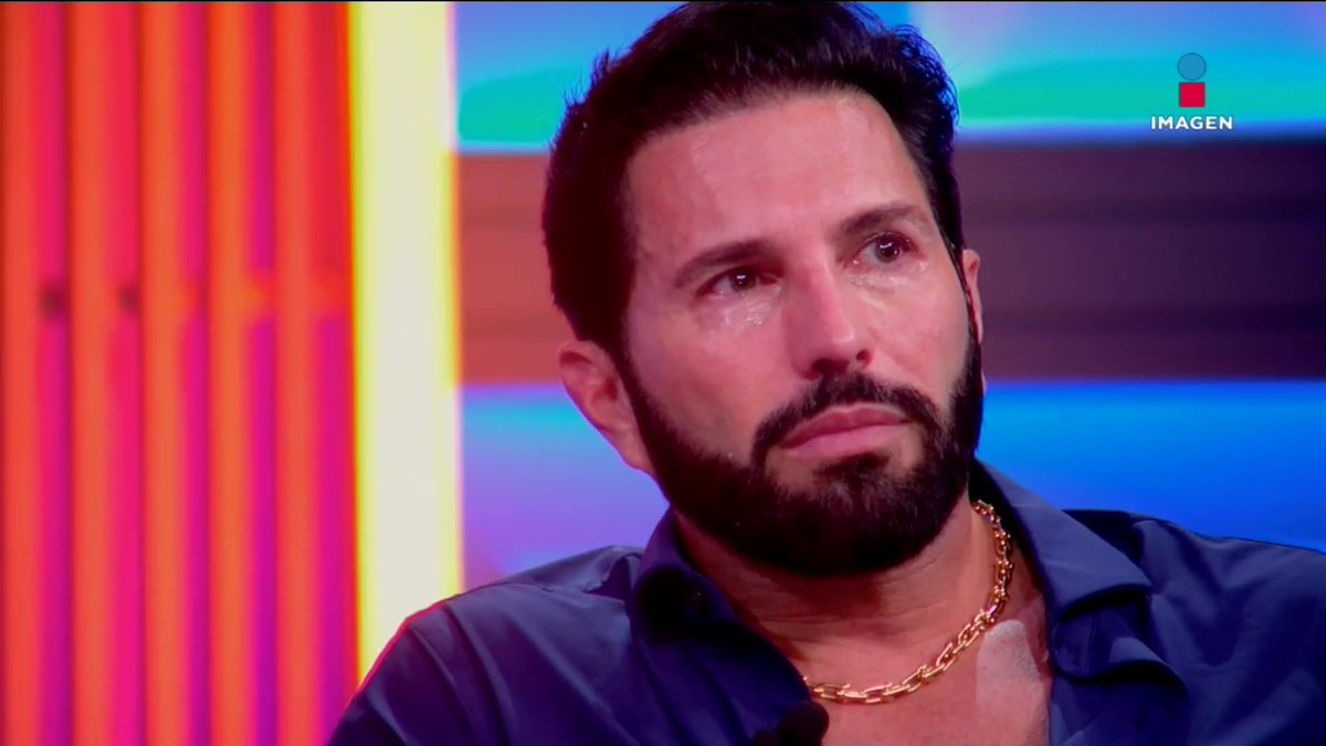 ENTRE LÁGRIMAS Poncho de Nigris lamenta que su hermano Aldo YA NO LE HABLE. #ElMinutoSinCensura sábados 8 pm por el 3.1 de #ImagenTelevisión : #ElMinutoTV