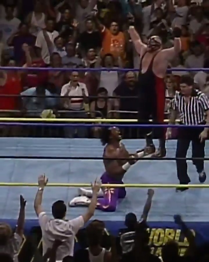 34 years ago today, Ron Simmons defeated Vader to win the WCW World Heavyweight Championship. He is recognized as the first black World Champion in professional wrestling.