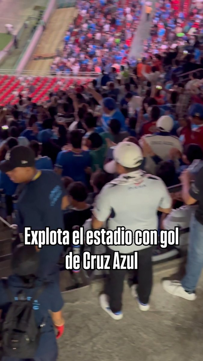 Nico Ibáñez hizo explotar el Estadio Banorte con su gol 🤯 Cruz Azul recortó distancia en el marcador (1-2) ante Atlante.