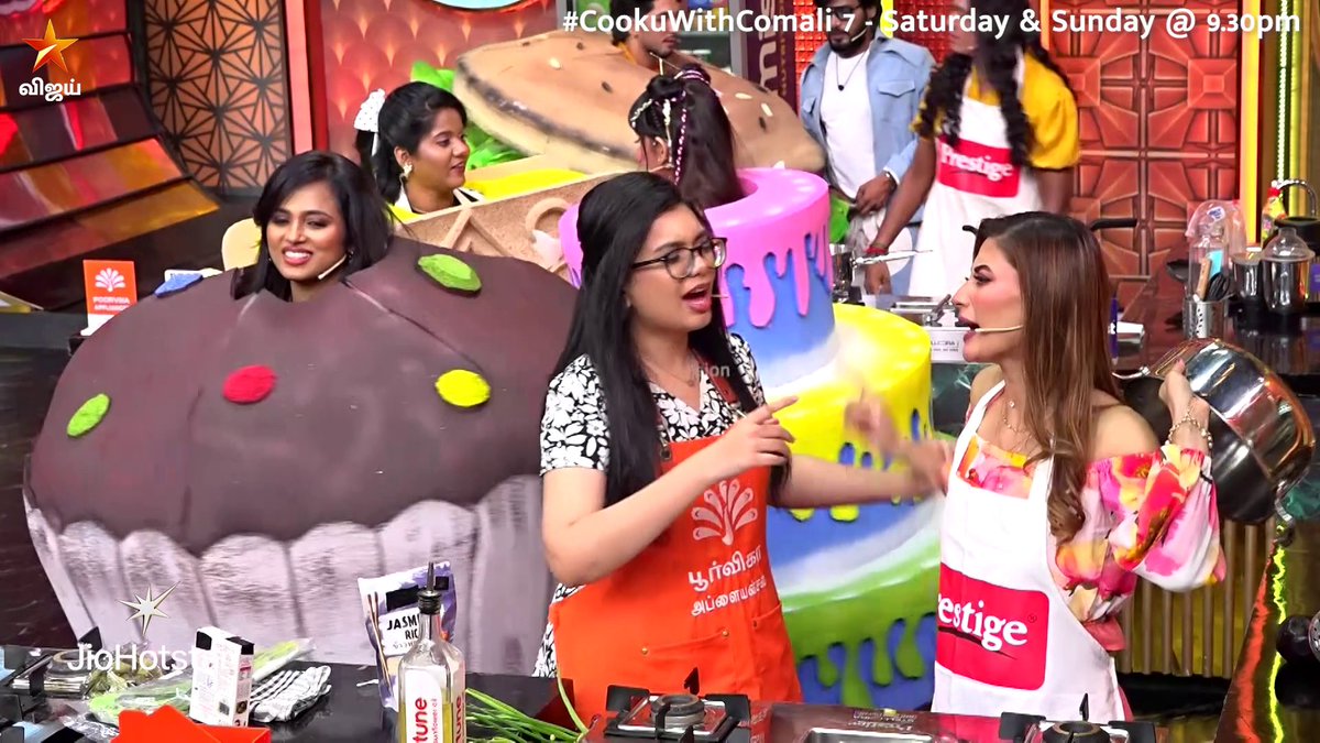 ஷப்பா.. இப்பவே கண்ணா கட்டுதே..😆 இனி Couple Cooks-ஓட Double Trouble 😀 Cooku with Comali Season 7 - சனி மற்றும் ஞாயிறு இரவு 9:30 மணிக்கு நம்ம விஜய் டிவில.. #DoubleTrouble #CookuWithComaliSeason7 #CookuWithComali7 #CookuwithComali #CWC #VijayTelevision #VijayTV