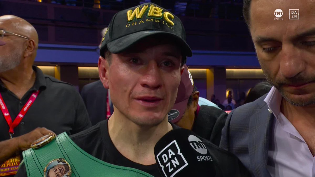Who should William Zepeda face next??? 🤔 #TheFight | #RoachZepeda | Live Now on DAZN and TNT ▪️