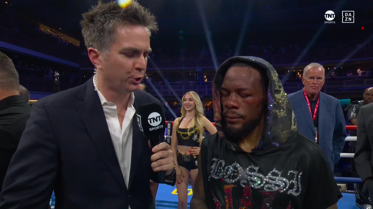 All class from Lamont Roach Jr. 🙌 #TheFight | #RoachZepeda | Live Now on DAZN and TNT ▪️