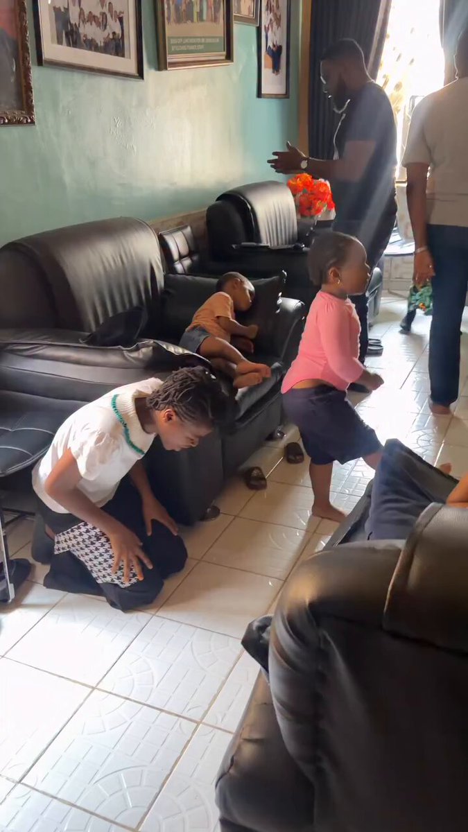 This is really beautiful 🥺 bring them to Jesus