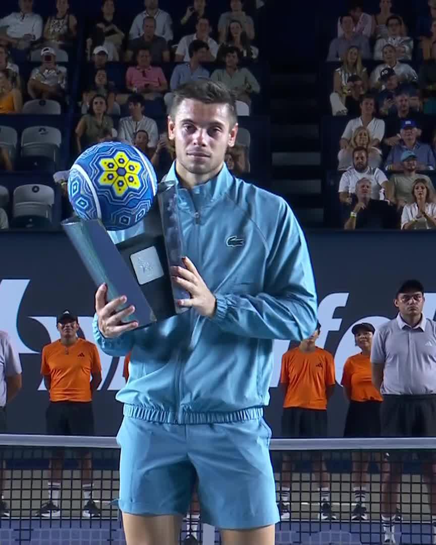 ARTHUR GEA 🇫🇷 DEVIENT LE 4E FRANÇAIS TITRÉ EN SIMPLE CETTE SAISON. 🌟 🇪🇸 ATP 500 Barcelone : Arthur Fils 🏆 🇦🇹 ATP 250 Kitzbuhel : Quentin Halys 🏆 🇵🇹 ATP 250 Estoril : Luca Van Assche 🏆 🇲🇽 ATP 250 Los Cabos : ARTHUR GEA 🏆🆕