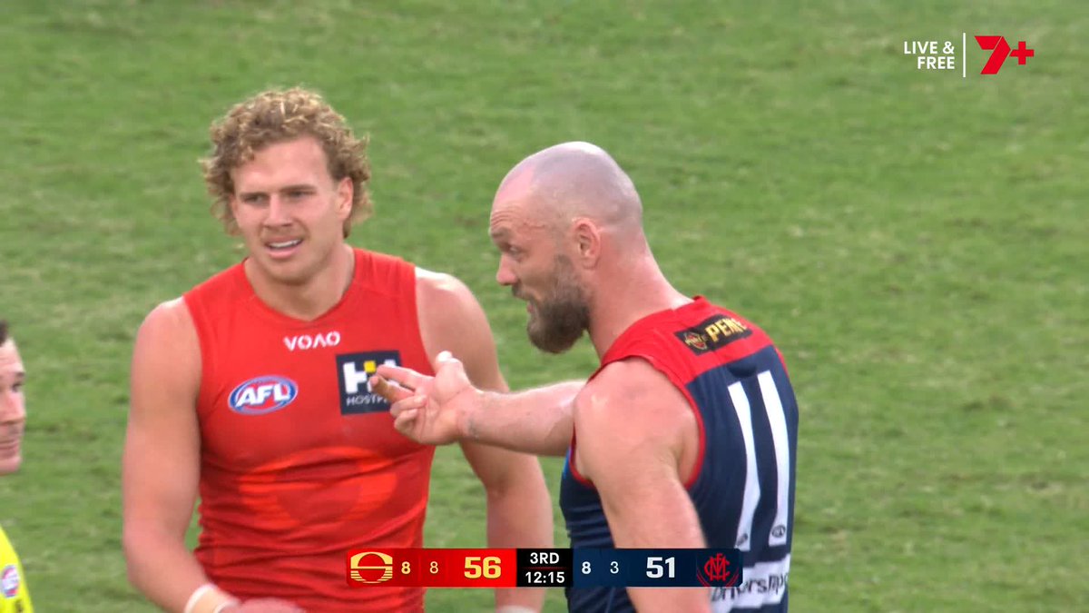 Big Maxy wanted the reversal 😅 #AFLSunsDees