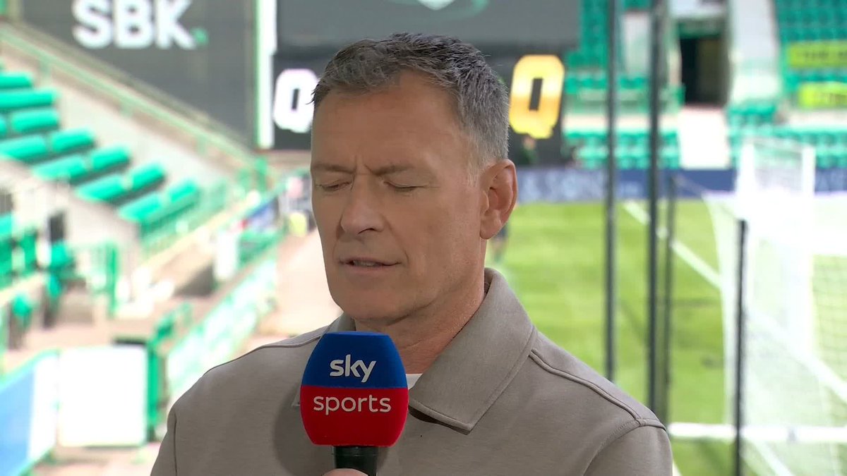 ♥️ "Is Wouter Vrancken going to be one of those managers where he just doesn't get the break?" 🔴 "Stephen Robinson blowing kisses to the fans... it's a bit OTT" Chris Sutton on Aberdeen's late turnaround against Hearts ⤵️