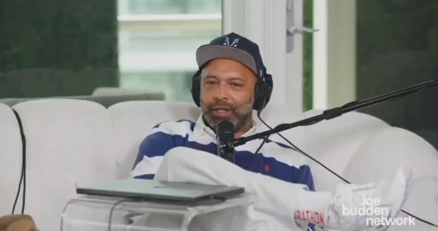 Parks does not give one fuck that it's Joe's birthday month, he called out the hypocrisy so fast 😂😂😂😂