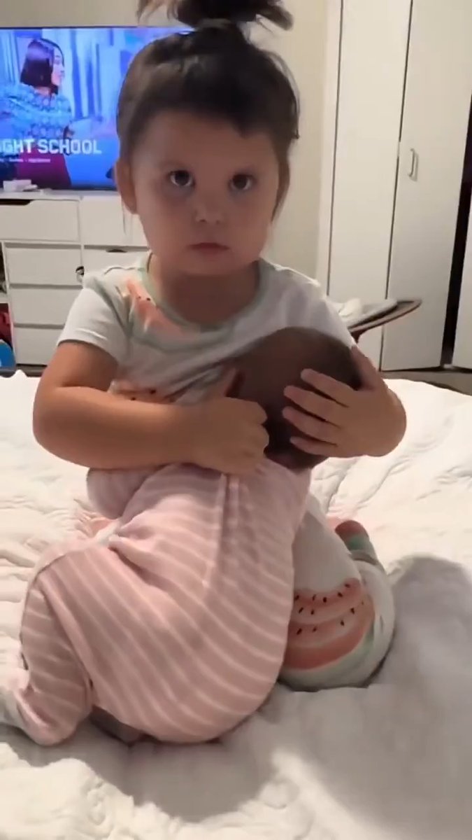 This video of children being funny will crack you up real good 😂🤣😂🤣