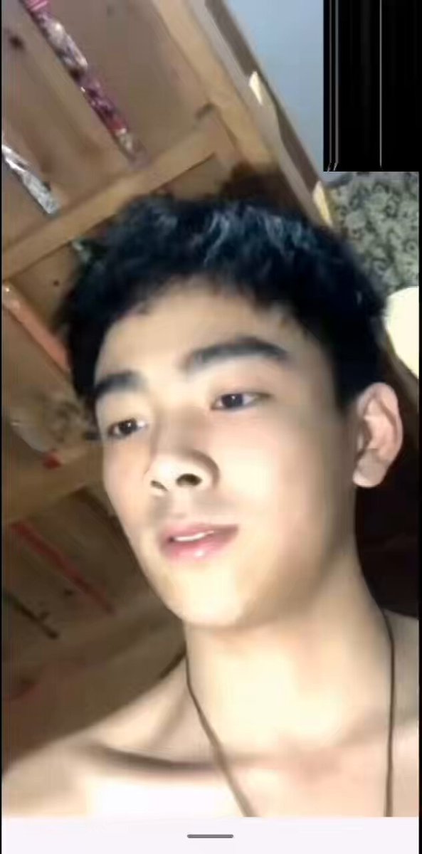 直男系列：超帅直男小哥被勾引