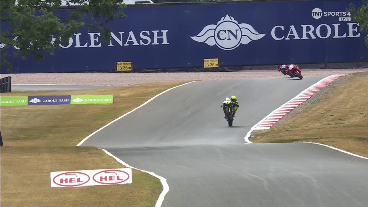 Crazy skills from Oli Bayliss 😮 Not many can turn while pulling a wheelie 👏 #BSB | #OultonBSB | Live on TNT Sports and HBO Max